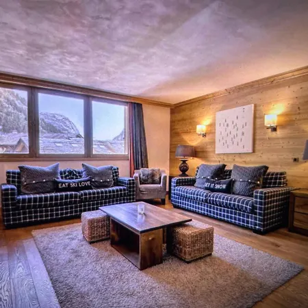 Charming Chalet W Hot Tub Mountain View Holiday home Sankt Anton am Arlberg